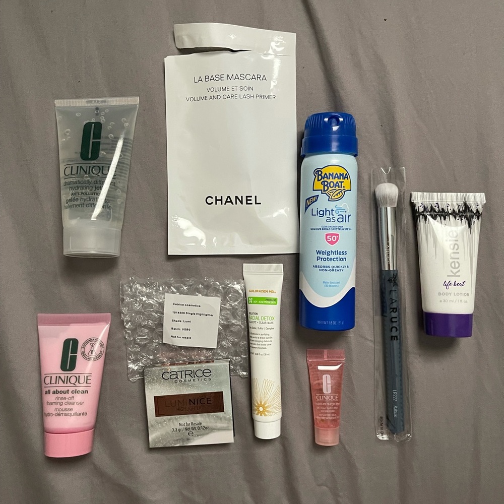 Beauty Bundle - Picture 2 of 5